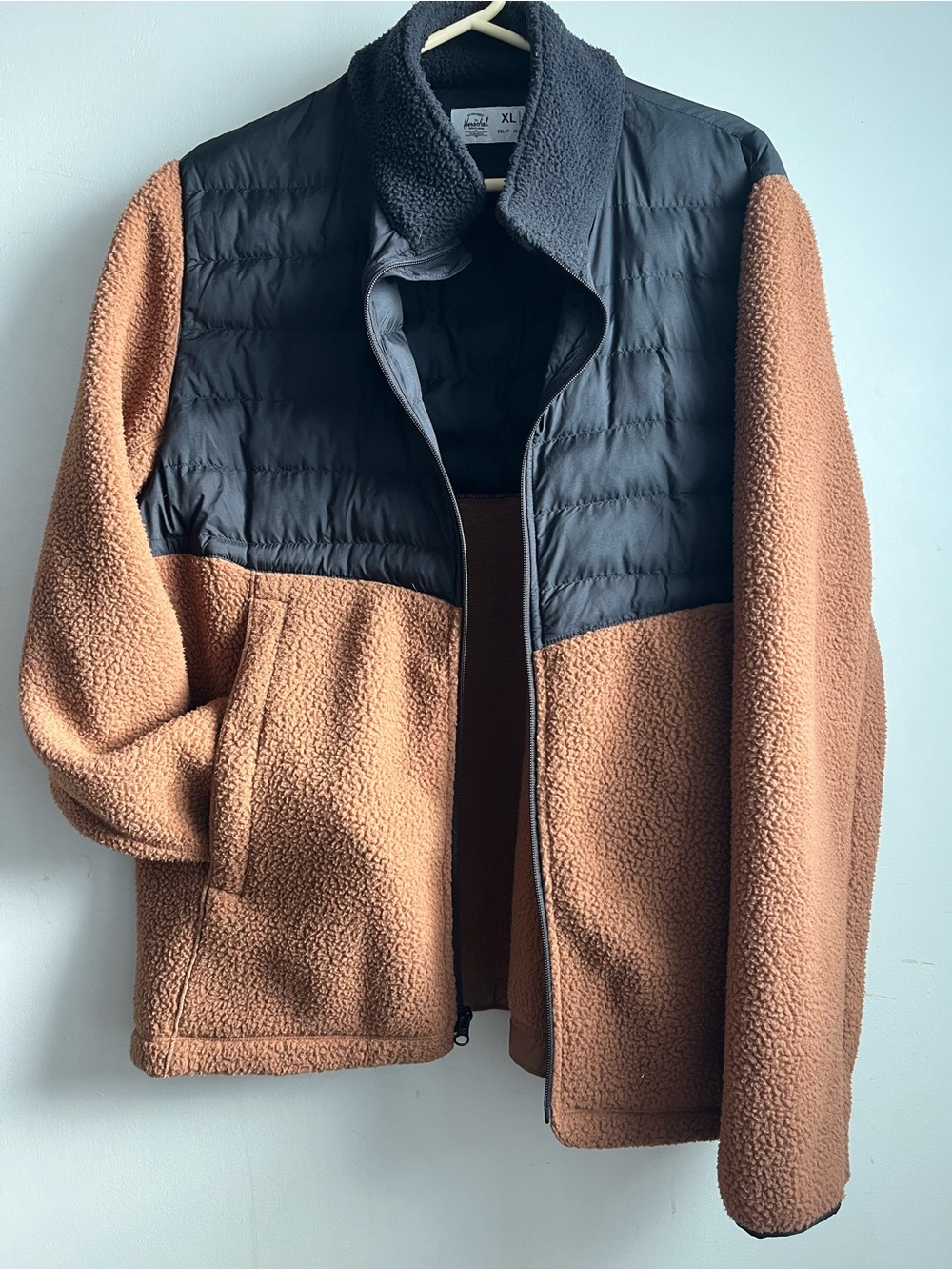 Herschel Supply Co. Men’s Hybrid Sherpa Fleece Puffer Jacket - Colorblock